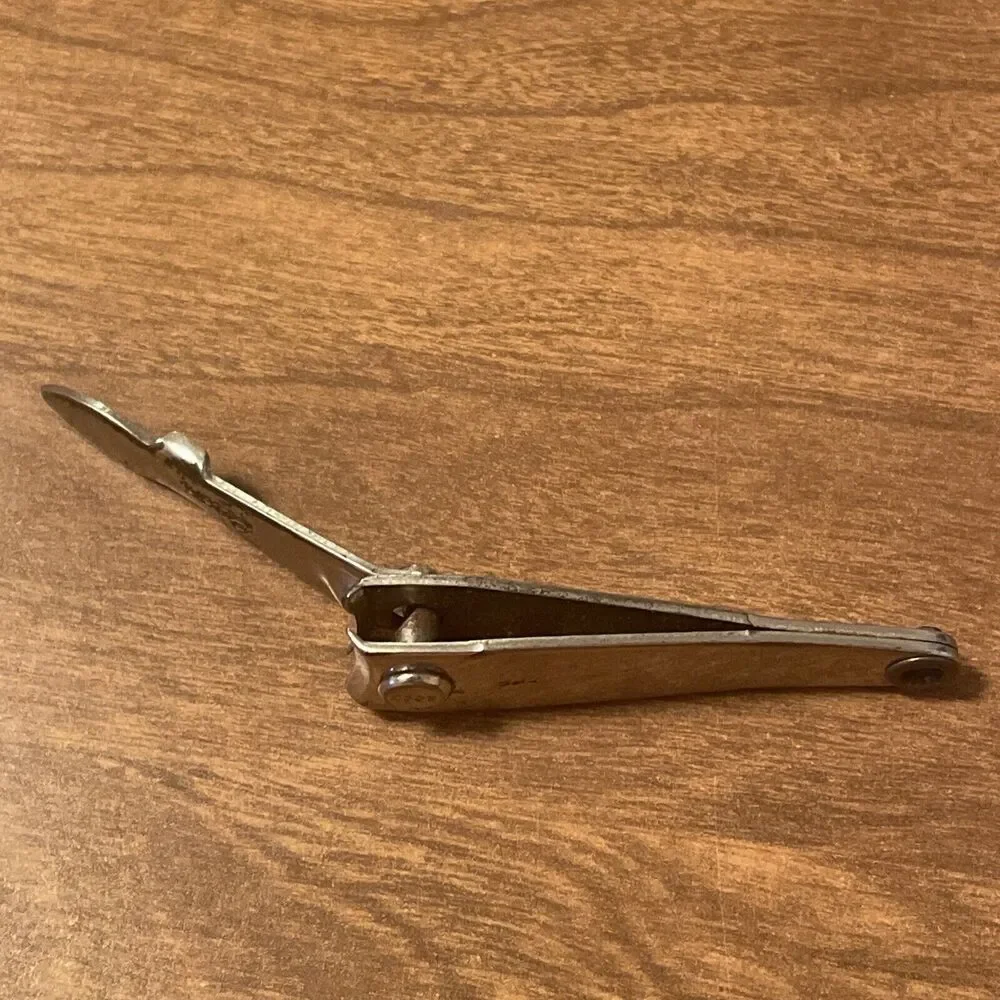Vintage GEM HC Cook Co Nail Clippers